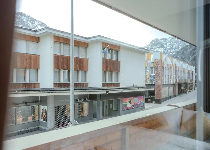 Collina Comfort Design-studio By Vacations